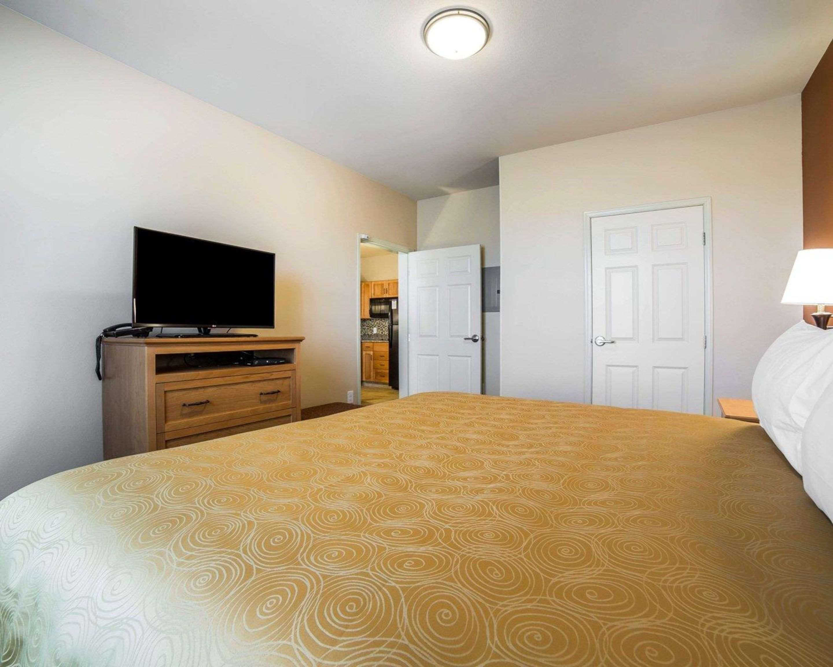 Mainstay Suites Sidney - Medical Center Εξωτερικό φωτογραφία