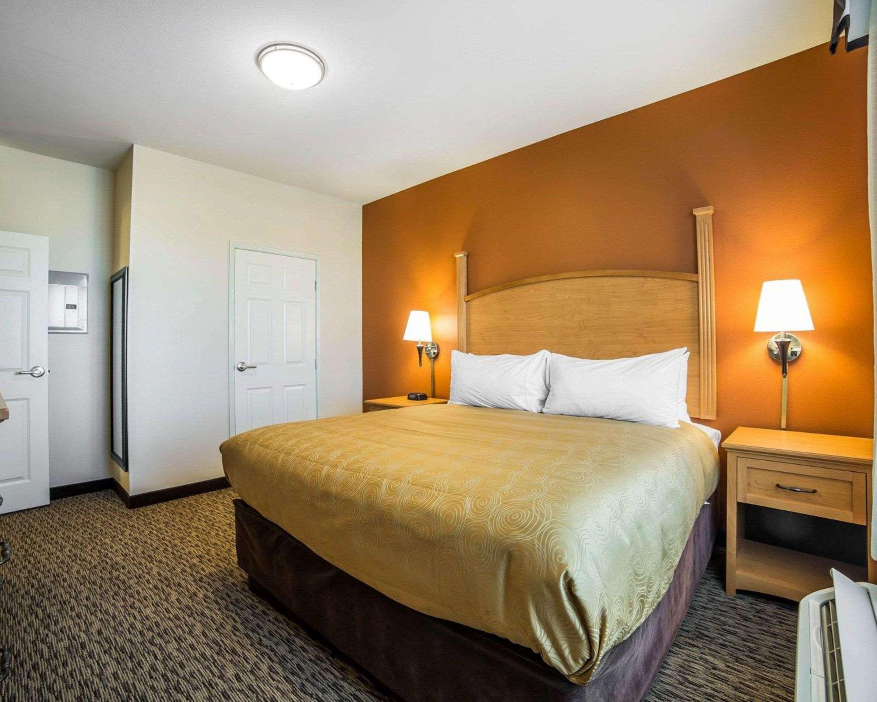 Mainstay Suites Sidney - Medical Center Εξωτερικό φωτογραφία
