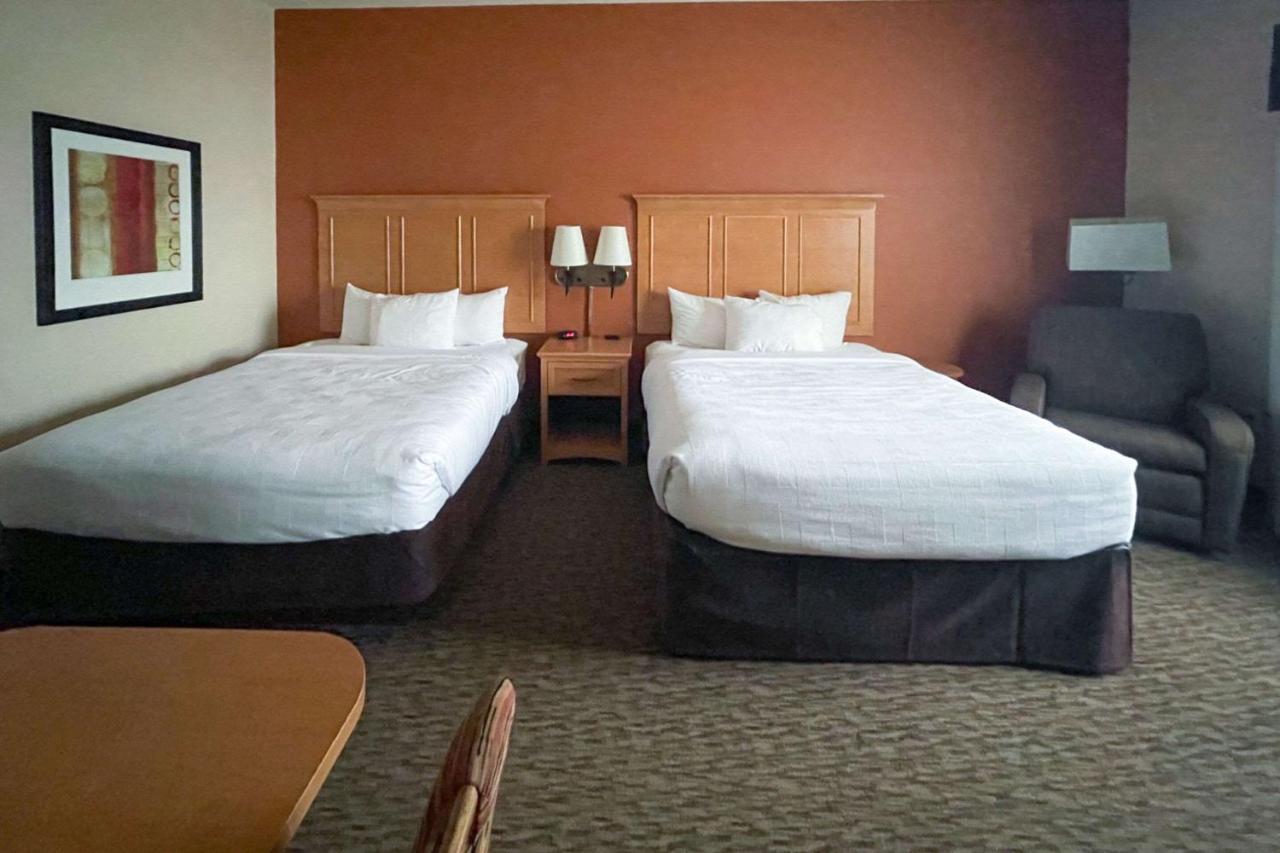 Mainstay Suites Sidney - Medical Center Εξωτερικό φωτογραφία